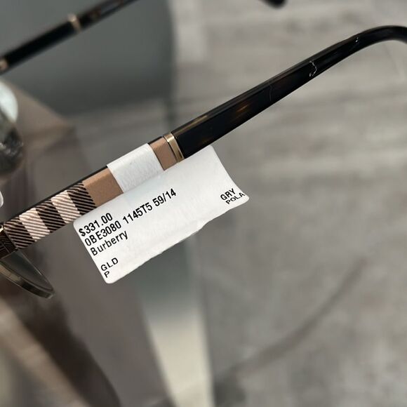 Burberry Pilot-Shaped Sunglasses, Light Gold & Brown Gradient Lens, NWT - Picture 10 of 16